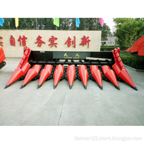 Eight Rows Corn Header